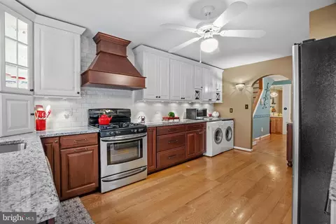 Kitchen - 19 Morris St, Annapolis, MD 21401 photo 1 of 3