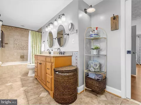 7902 Colchester Ct, Pasadena, MD 21122 photo 28