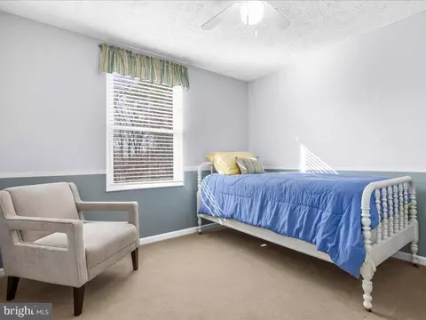 7902 Colchester Ct, Pasadena, MD 21122 photo 37