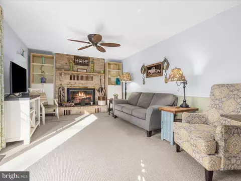 7902 Colchester Ct, Pasadena, MD 21122 photo 23
