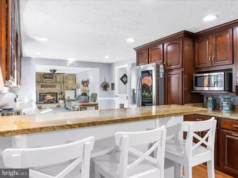 7902 Colchester Ct, Pasadena, MD 21122 photo 16