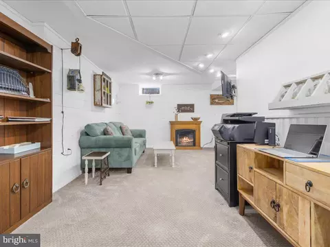 7902 Colchester Ct, Pasadena, MD 21122 photo 39
