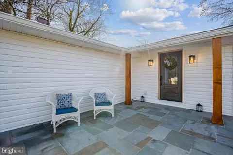 Exterior - 3068 Centre Rd, Riva, MD 21140 photo 3 of 16