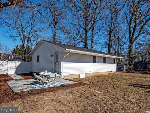 Exterior - 3068 Centre Rd, Riva, MD 21140 photo 9 of 16