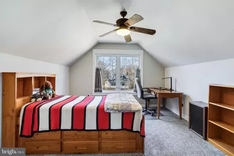 Bedroom - 6007 Melbourne Ave, Deale, MD 20751 photo 3 of 7