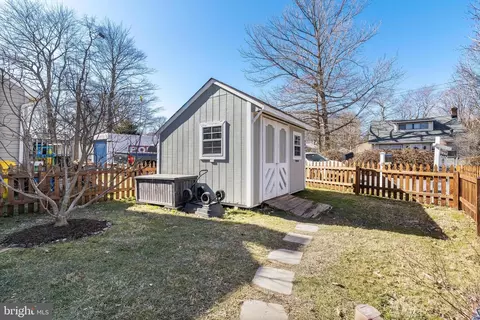 Exterior - 6007 Melbourne Ave, Deale, MD 20751 photo 10 of 11