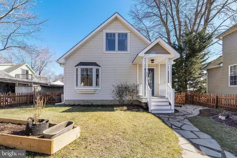 6007 Melbourne Ave, Deale, MD 20751