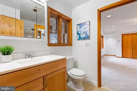 Bath - 422 Ginn Ln, Pasadena, MD 21122 photo 6 of 7