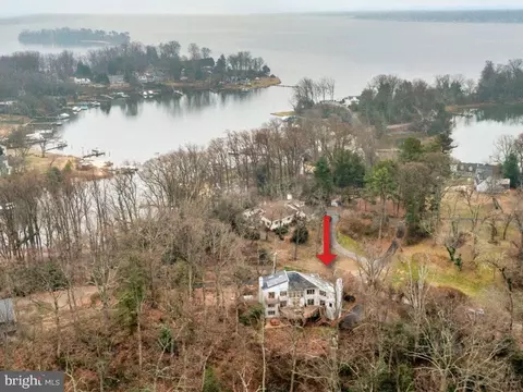 View/Area - 422 Ginn Ln, Pasadena, MD 21122 photo 1 of 19