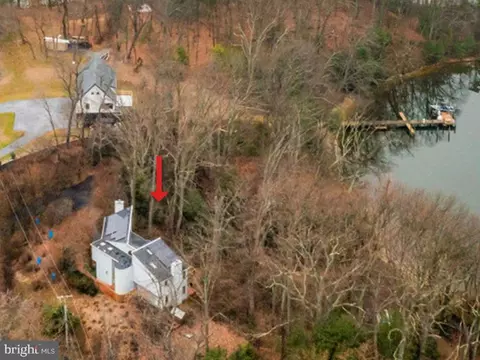 View/Area - 422 Ginn Ln, Pasadena, MD 21122 photo 16 of 19