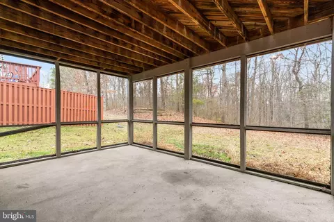 Exterior - 1522 Falling Brook Ct, Odenton, MD 21113 photo 4 of 9