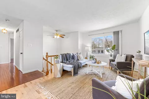 Living - 7902 Liberty Cir, Pasadena, MD 21122 photo 1 of 7