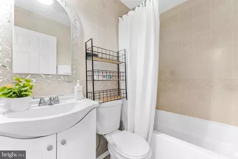 Bath - 7902 Liberty Cir, Pasadena, MD 21122 photo 1 of 3