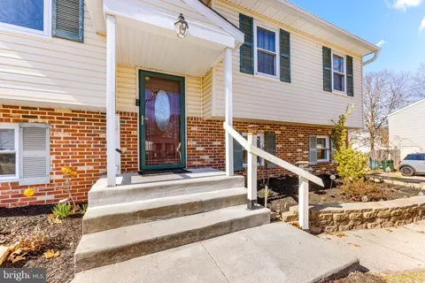 Exterior - 7902 Liberty Cir, Pasadena, MD 21122 photo 7 of 7