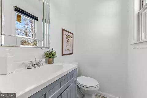 Bath - 7902 Liberty Cir, Pasadena, MD 21122 photo 2 of 3
