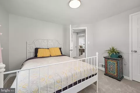 Bedroom - 5609 Patrick Henry Dr, Brooklyn, MD 21225 photo 4 of 9
