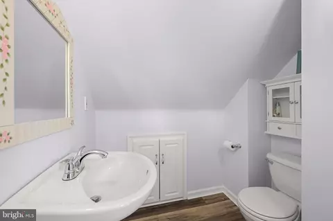 Bath - 5609 Patrick Henry Dr, Brooklyn, MD 21225 photo 2 of 3