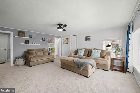 Living - 5609 Patrick Henry Dr, Brooklyn, MD 21225 photo 1 of 2