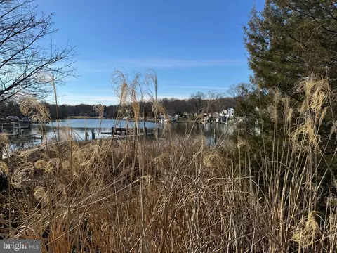 View/Area - 1846 Chesapeake Rd, Pasadena, MD 21122 photo 8 of 13