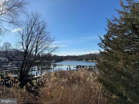 View/Area - 1846 Chesapeake Rd, Pasadena, MD 21122 photo 11 of 13
