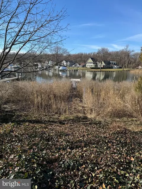 View/Area - 1846 Chesapeake Rd, Pasadena, MD 21122 photo 12 of 13