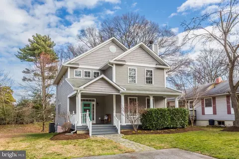 29 Lawrence Ave, Annapolis, MD 21403