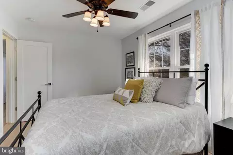 Bedroom - 29 Lawrence Ave, Annapolis, MD 21403 photo 7 of 9