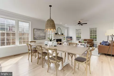 Dining - 29 Lawrence Ave, Annapolis, MD 21403 photo 2 of 3