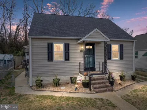 5518 Moore St, Brooklyn, MD 21225