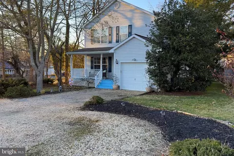 Exterior - 3563 Oak Dr, Edgewater, MD 21037 photo 3 of 17
