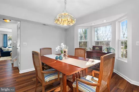 Dining - 3563 Oak Dr, Edgewater, MD 21037 photo 2 of 5