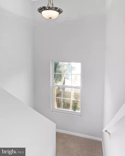 Other - 3563 Oak Dr, Edgewater, MD 21037 photo 4 of 6