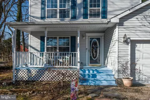 Exterior - 3563 Oak Dr, Edgewater, MD 21037 photo 4 of 17