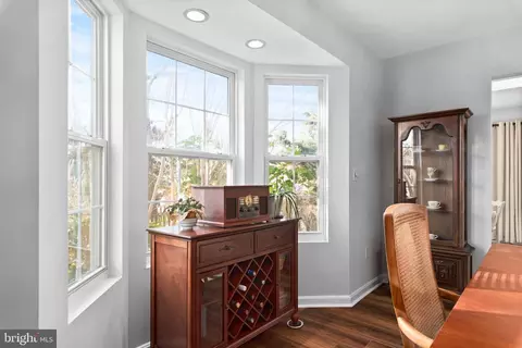 Dining - 3563 Oak Dr, Edgewater, MD 21037 photo 4 of 5