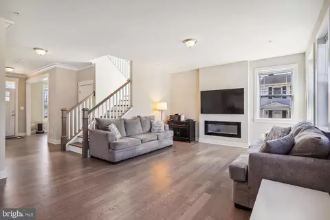 Living - 1102 Collison Rd, Edgewater, MD 21037 photo 1 of 3