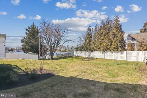 Exterior - 1102 Collison Rd, Edgewater, MD 21037 photo 7 of 8