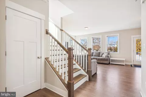 Entry Way - 1102 Collison Rd, Edgewater, MD 21037 photo 2 of 3
