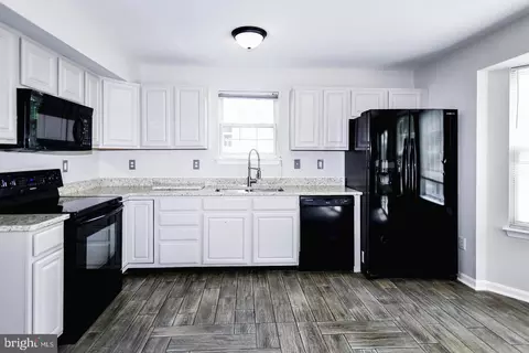 Kitchen - 1775 Bennett Pl, Severn, MD 21144 photo 2 of 2