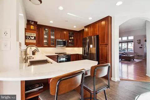 Kitchen - 3670 7th Ave, Edgewater, MD 21037 photo 3 of 4