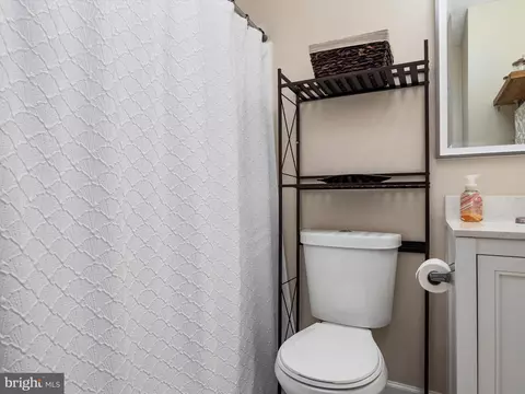 Bath - 520 Realm Ct E, Odenton, MD 21113 photo 4 of 4
