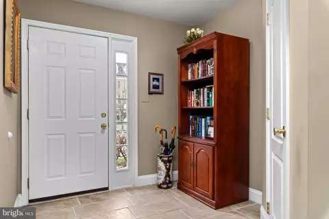 Entry Way - 706 Rusack Ct, Arnold, MD 21012 photo 1 of 4