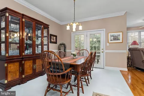 Dining - 706 Rusack Ct, Arnold, MD 21012 photo 2 of 2
