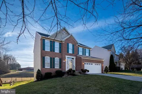 2499 Chelmsford Dr, Crofton, MD 21114