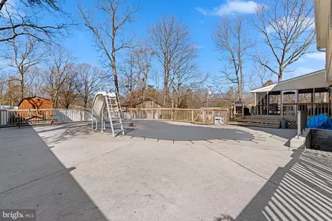View/Area - 8390 Armstrong Dr, Pasadena, MD 21122 photo 1 of 2