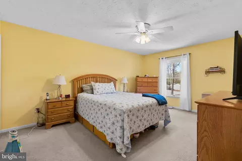 Bedroom - 8390 Armstrong Dr, Pasadena, MD 21122 photo 2 of 12