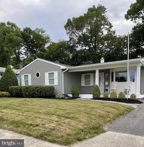 714 Delmar Ave, Glen Burnie, MD 21061