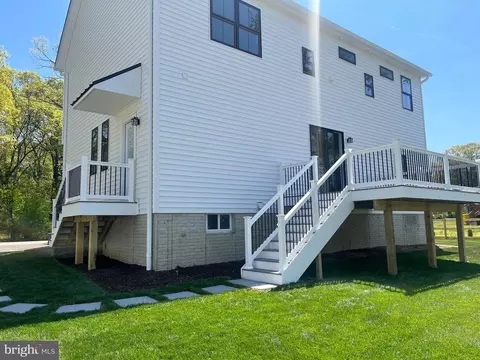 7844 Bertha Rd, Pasadena, MD 21122 photo 38