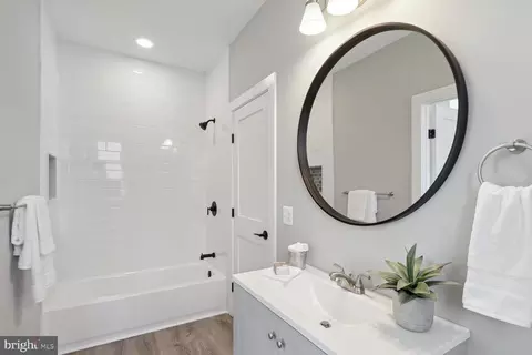 7844 Bertha Rd, Pasadena, MD 21122 photo 15