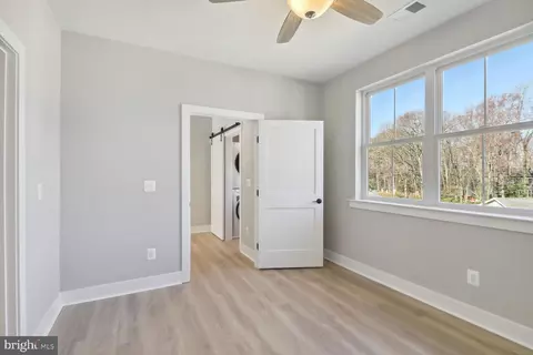 7844 Bertha Rd, Pasadena, MD 21122 photo 24
