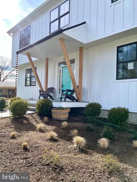 7844 Bertha Rd, Pasadena, MD 21122 photo 4